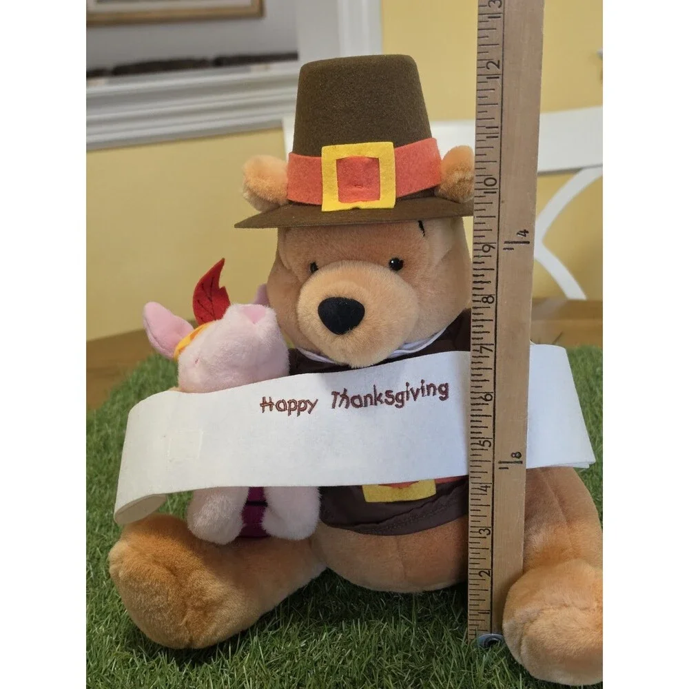 Vtg Disney Winnie the Pooh Pilgrim & Piglet Indian Thanksgiving Plush 13" W/Sign - Picture 2 of 12